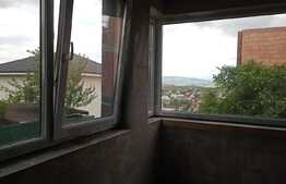 Casa 135 mp utili, 500 mp teren, statie de bus, panorama!