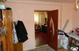De vanzare apartament cu 1 camera, 37 mp utili, loc parcare si boxa, zona Real