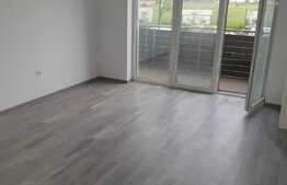 Garsonieră, 39 mp, parter înalt, decomandată, finisaje premium, zona Coresi Mall