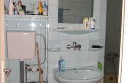 Vanzare apartament 3 camere, 64 mp utili, zona Grigore Alexandrescu, cu boxa