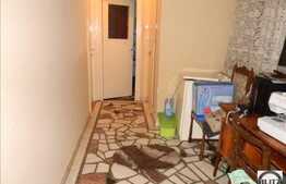 Vanzare apartament 3 camere, 64 mp utili, zona Grigore Alexandrescu, cu boxa