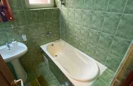 Apartament cu o camera, 45 mp, parcare cu bariera, zona centrala