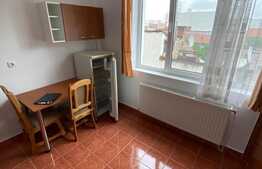 Apartament cu o camera, 45 mp, parcare cu bariera, zona centrala