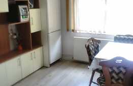 Apartament 3 camere, 97 mp, decomandat, cu magazie si beci, Ghimbav