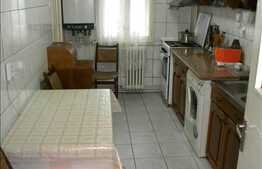 Vanzare apartament 5 camere, decomandat, 99 mp utili, zona Izlazului