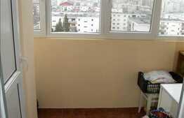 Vanzare apartament 5 camere, decomandat, 99 mp utili, zona Izlazului