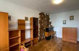 Apartament de 2 camere, decomandat, 70 mp, zona Centrala