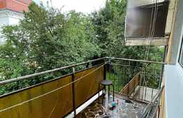 Apartament de 2 camere, decomandat, 70 mp, zona Centrala