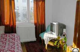 Apartament 3 camere, decomandat, 83 mp utili, boxa si loc parcare, zona Parang.