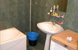 Vanzare apartament 3 camere, 72 mp utili, zona Campului, gradina si loc parcare