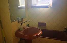 Apartament 4 camere, 90 mp, 2 balcoane, decomandat, Calea București