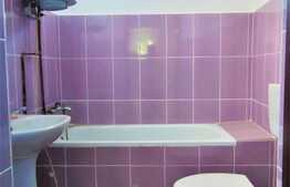 Esti in cautarea unei case de vacanta sau locuinta personala?? Iti propun: 4 camere, 250 metri suprafata construita, 1667 suprafata teren, Exterior Est