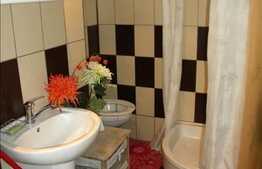 Apartament de vanzare situat in zona Plopilor, 2 camere semidecomandate, 50 mp