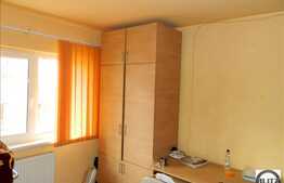 Vanzare garsoniera in zona Plopilor, finisata