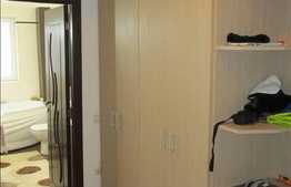 Vanzare apartament cu 2 camere, 58 mp, balcon de 7 mp