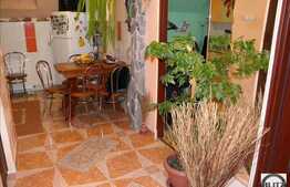 Vanzare 2 camere, decomandat, 50 mp utili, zona Oasului, imobil nou, parcare