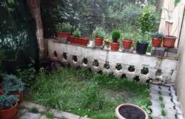 Garsoniera cu gradina proprie, zona Racadau