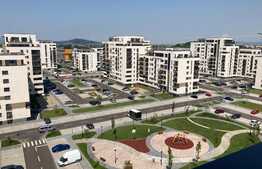 Studio, zona Coresi, prima inchiriere