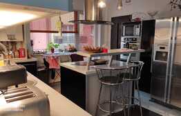 Apartament cu 3 camere si parcare in Buna ziua!