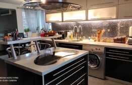 Apartament cu 3 camere si parcare in Buna ziua!