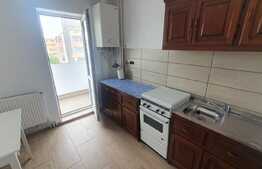 Apartament 2 camere, decomandate, zona strazii Primaverii