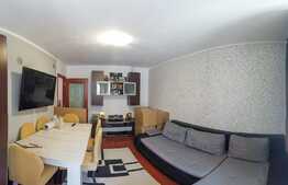 Apartament de 3 camere, decomandat, 56 mp, zona Astra