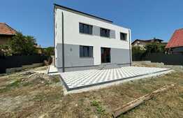 Casa cuplata, 175 mp utili, 600 mp teren, semifinisata, expunere sudica, panorama superba!!