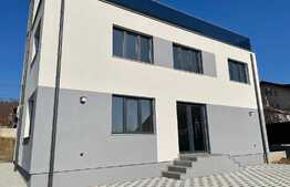 Casa cuplata, 175 mp utili, 600 mp teren, semifinisata, expunere sudica, panorama superba!!