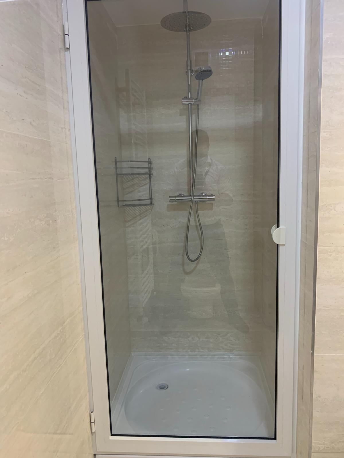 Garsoniera la prima inchiriere, in bloc nou, etaj intermediar, Isaran Residence, mobilata si utilata. | Poza8