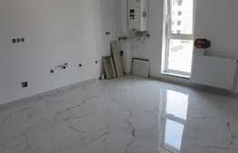 Oportunitate! 3 camere, finisat, etaj intermediar, parcare inclusa, zona centrala!