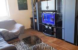 Apartament cu 3 camere si 2 bai, etaj intermediar, Gruia