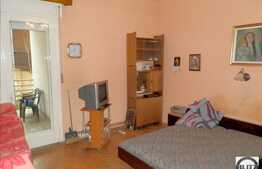 De vanzare apartament 4 camere, 150 mp in Centru. Boxa de depozitare inclusa!