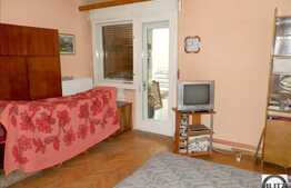 De vanzare apartament 4 camere, 150 mp in Centru. Boxa de depozitare inclusa!