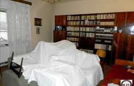 De vanzare apartament 4 camere, 150 mp in Centru. Boxa de depozitare inclusa!