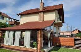 De vanzare casa individuala,210 mp utili, 500 mp teren,zona linistita,panorama deosebita