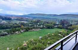 Reducere de pret!!! Apartament cu 2 camere cu panorama deosebita, finisat, parcare, terasa, zona BMW.