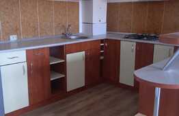 Apartament superb de 5 camere zona Tractorul