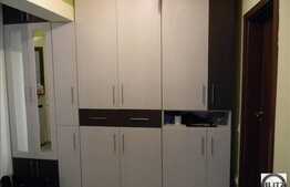 Vanzare apartament 2 camere, decomandat, 56 mp utili, zona Uliului, imobil nou