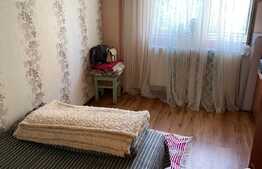 Apartament 3 camere, 70 mp, zona Tractorul