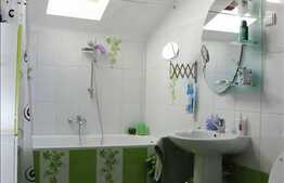 Vanzare apartament cu 2 camere, 54 mp utili in zona Eroilor