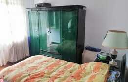 Apartament cu 3 camere, 3 balcoane si 2 bai in Piata Cipariu!