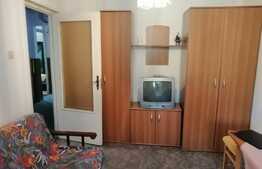 Apartament cu 3 camere, 3 balcoane si 2 bai in Piata Cipariu!