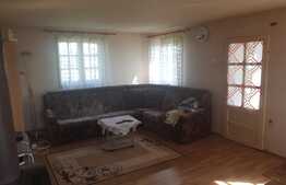 Casa cu teren, 1000 mp, 162 utili, Chinteni