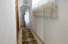 Casă individuală 3 camere, 950mp teren liber, Râșnov