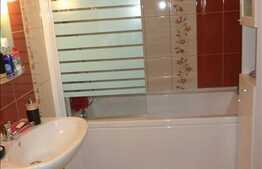 COMISION 0%. Vanzare 3 camere, 58.3 mp plus 10 mp balcon, zona Eroilor