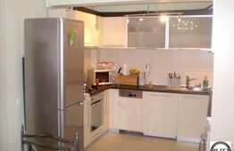 Vanzare 2 camere decomandate, 64 mp, zona Eftimie Murgu. Loc de parcare inclus!