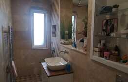 Apartament de 3 camere, 90mp, incalzire in pardoseala, balcon, parcare! Zona Avram Iancu!