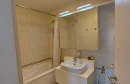 Apartament modern, 3 camere, zona Terra!