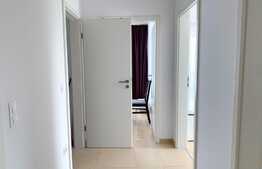 Apartament de 2 camere, decomandat, 56 mp, geamuri mari, dressing, zona Tractoru!