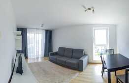 Apartament de 2 camere, decomandat, 56 mp, geamuri mari, dressing, zona Tractoru!